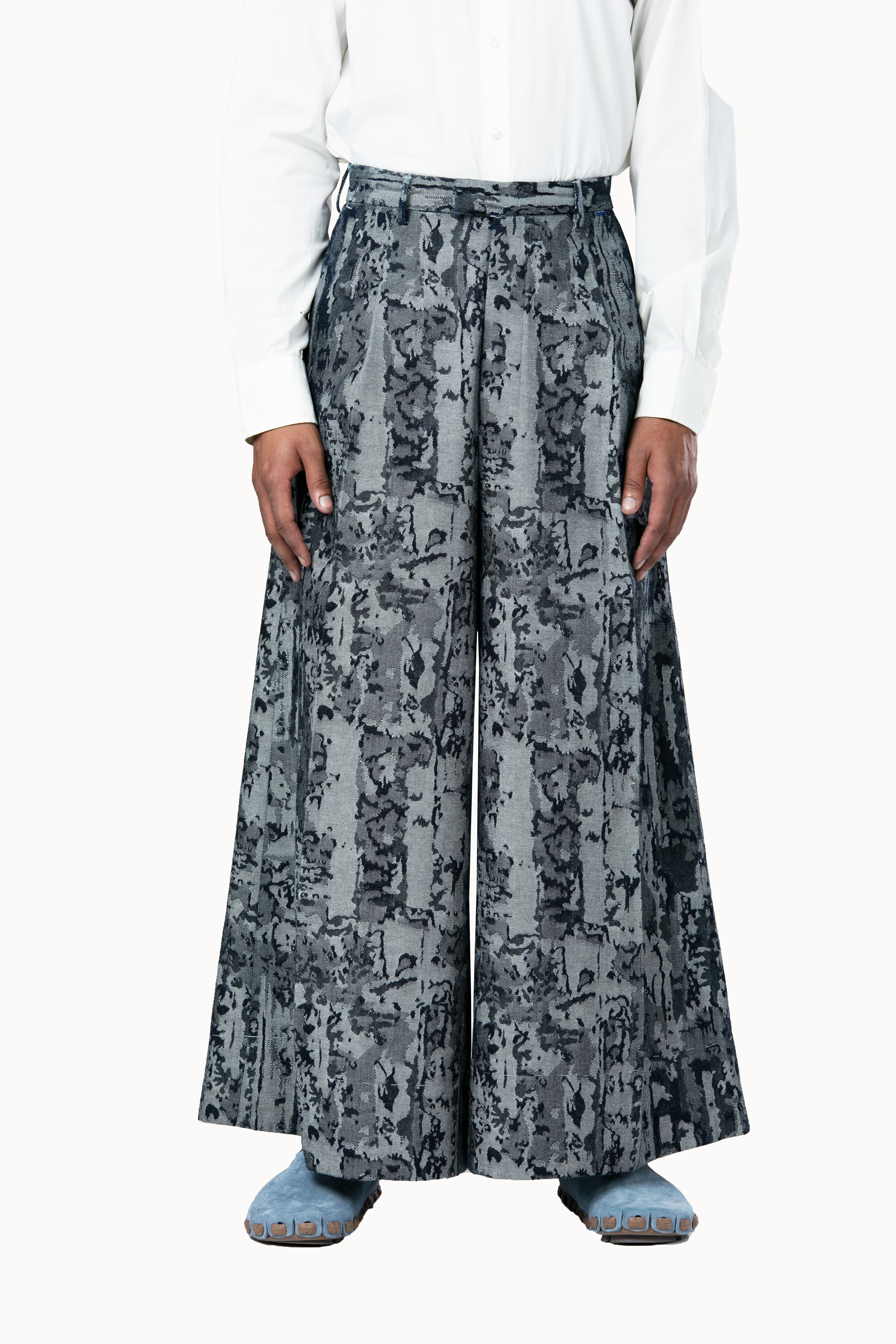 Victor-Hart luxury High Wiast jacquard Palazzo pants with architectural tailoring