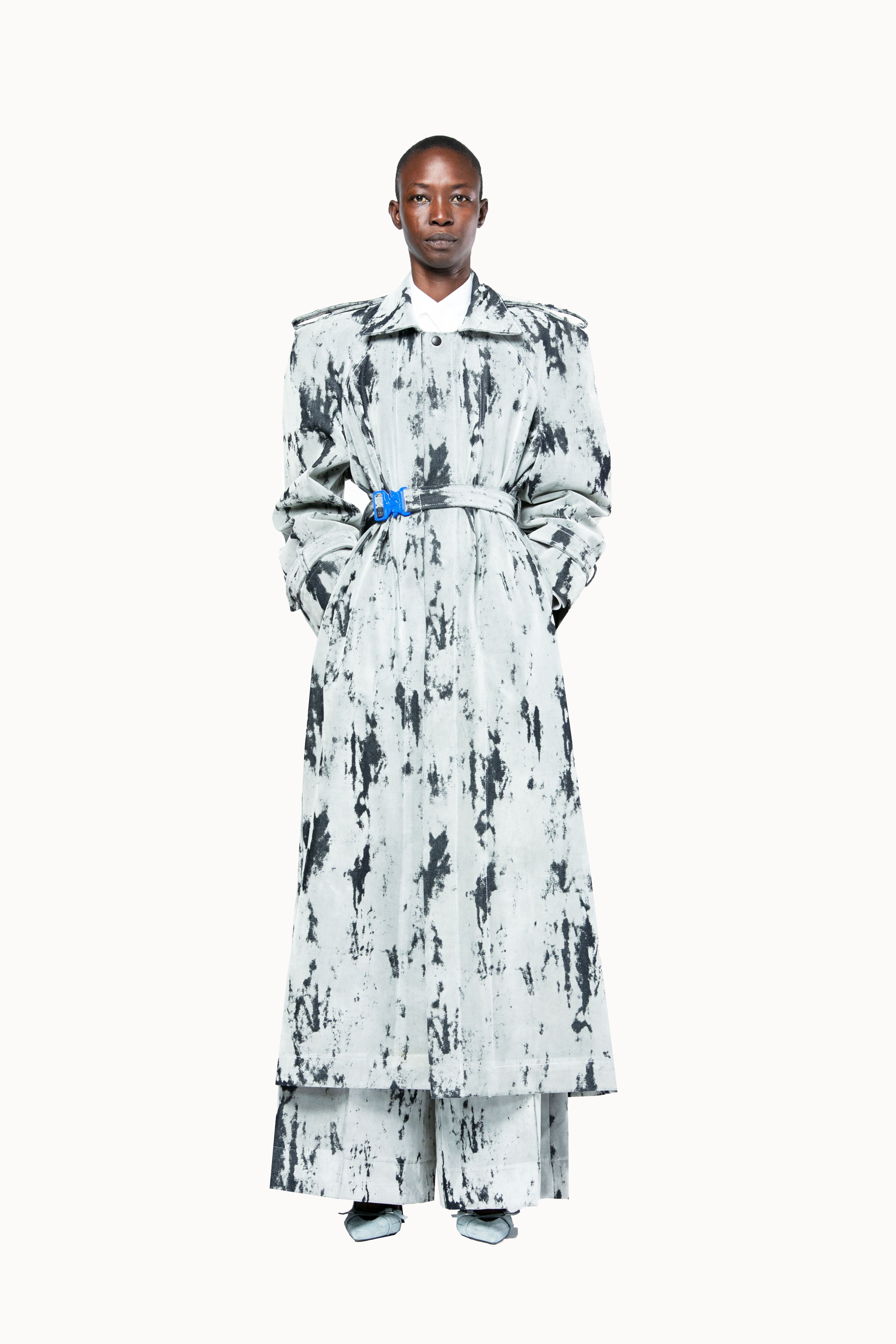 Victor-Hart luxury structured denim trench with architectural tailoring